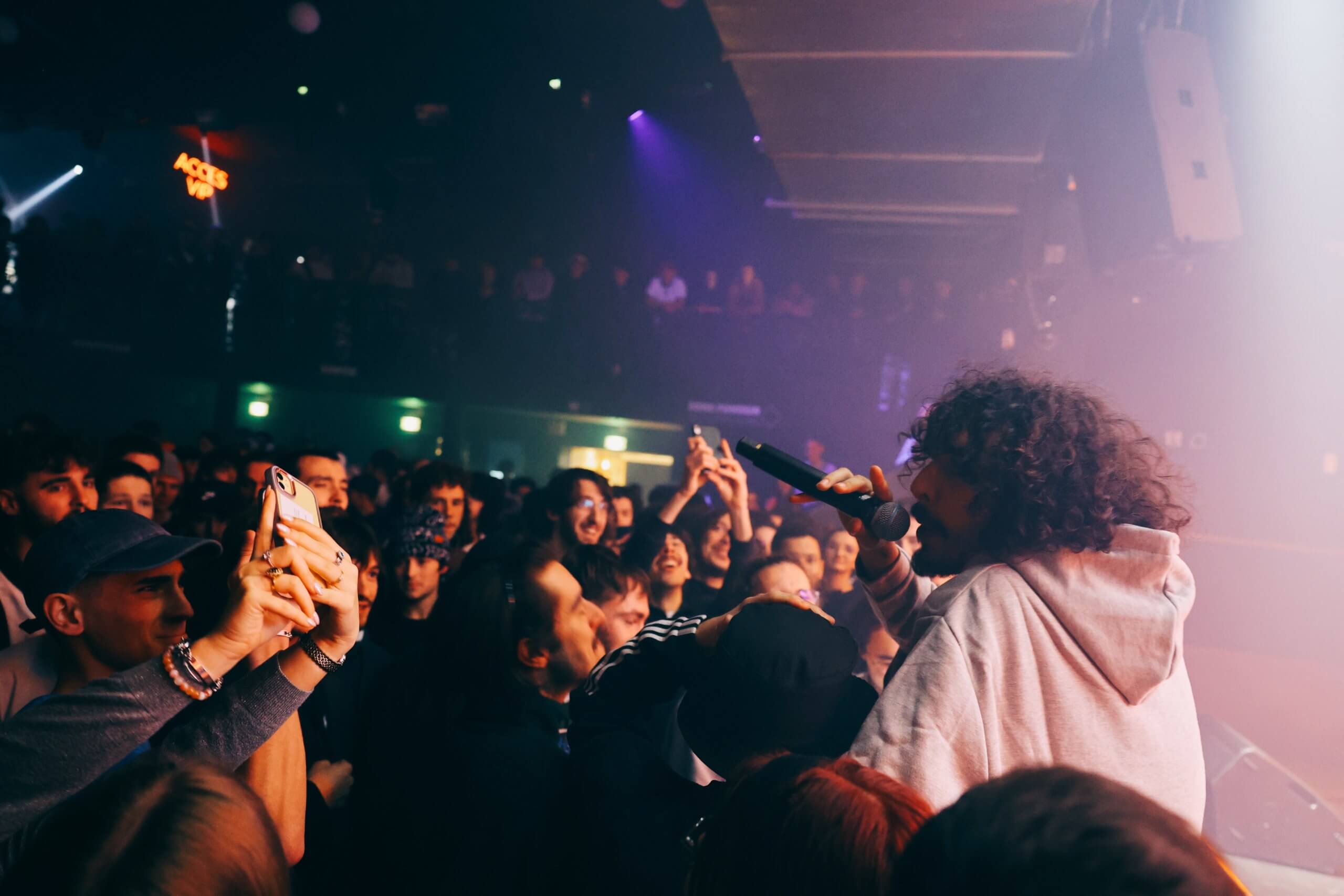 Samir Flynn sur la scène du Warehouse de Nantes au festival Hip Opsession